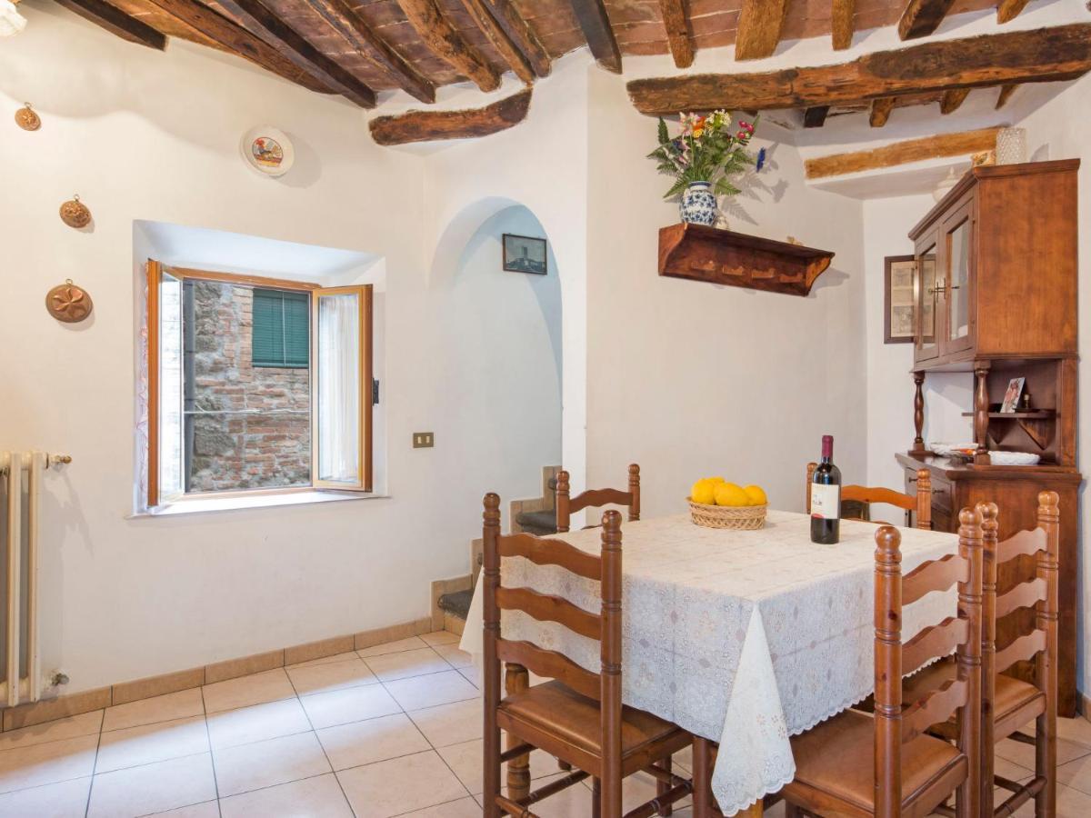 Apartment Via Vannocci By Interhome Montecatini Val di Cecina Luaran gambar